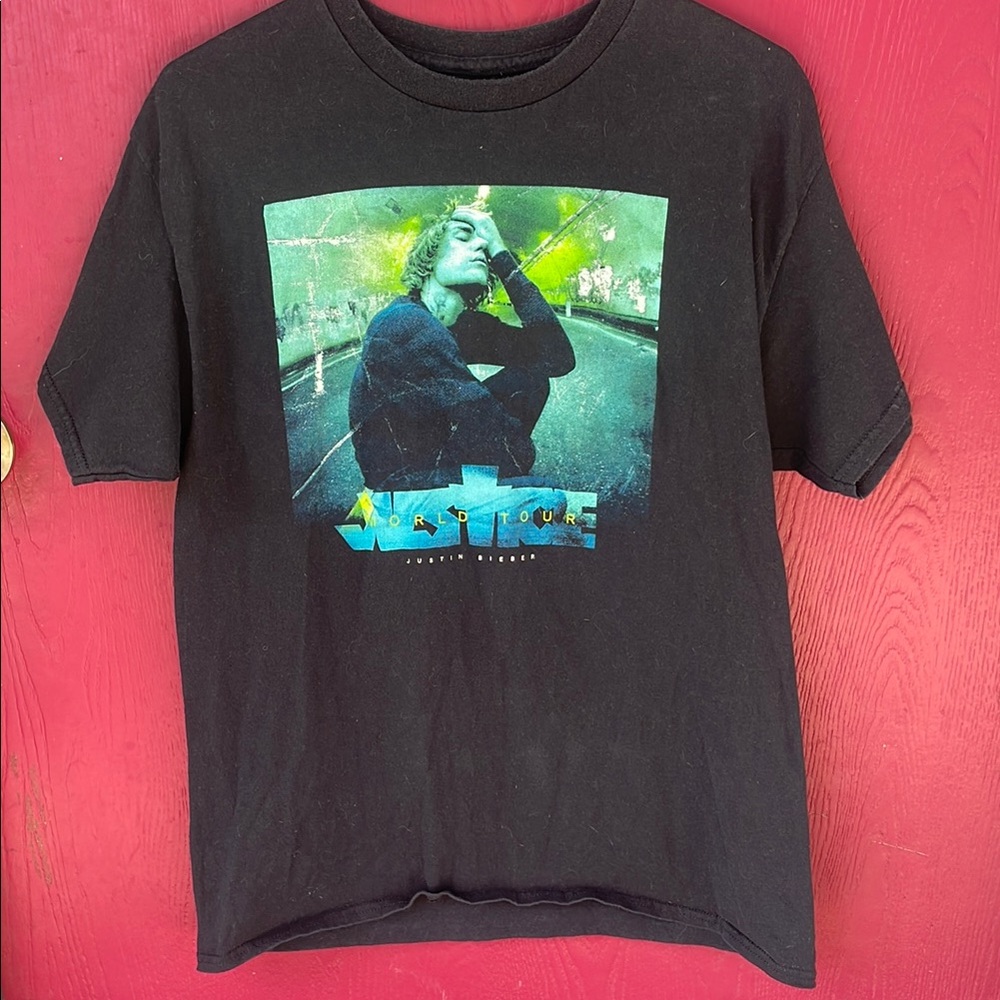 Justin Bieber JUSTICE world tour Graphic T-Shirt with Blue and Green Design